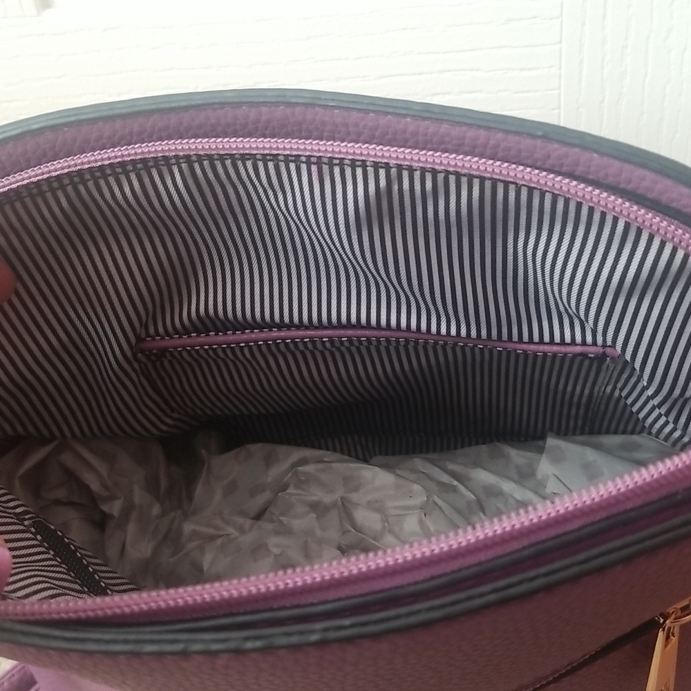Handbag - Picture 4 of 7